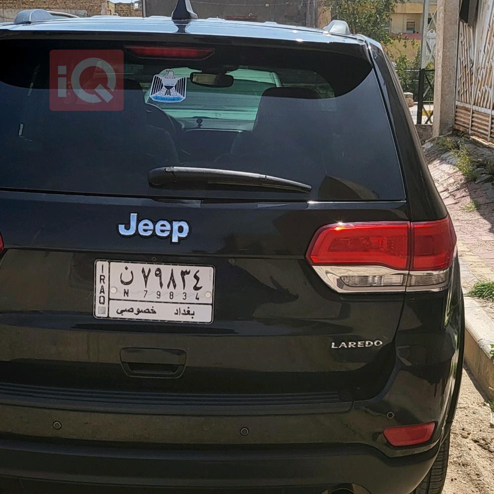 جیپ گراند شیرۆکی